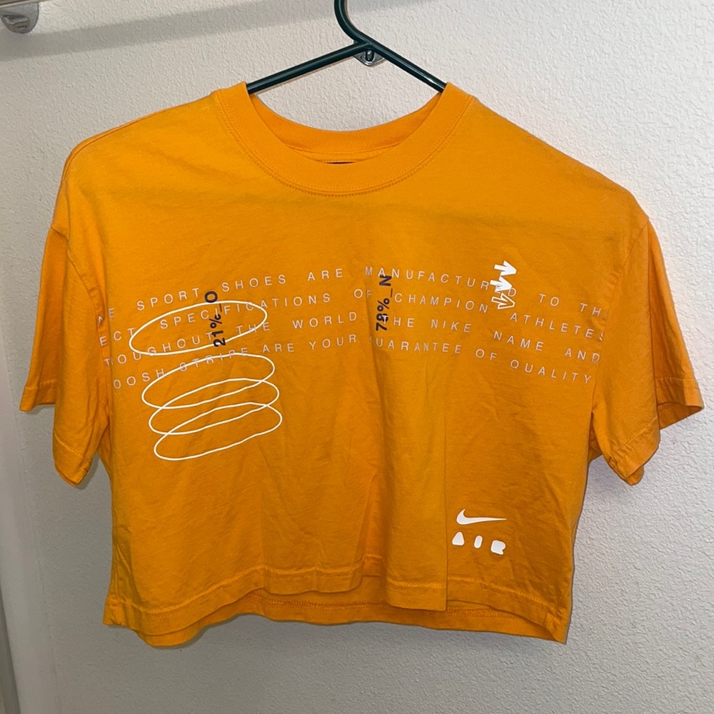 Nike Crop Tee